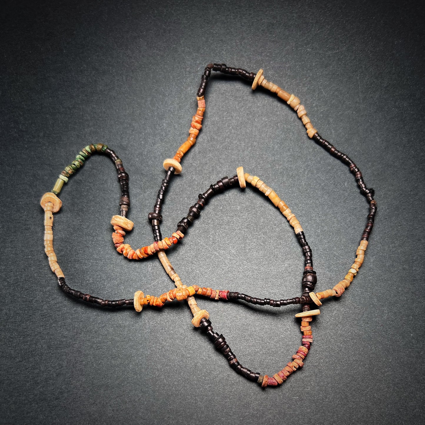 Chimú Spondylus Shell and Green Stone Necklace