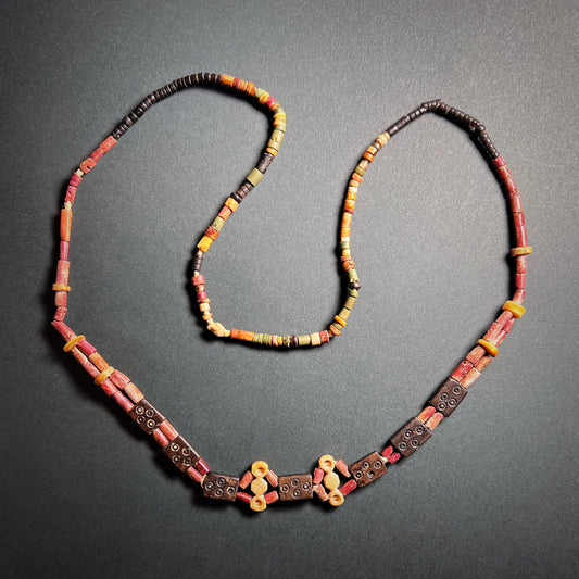 Chimú Spondylus Shell and Green Stone Necklace