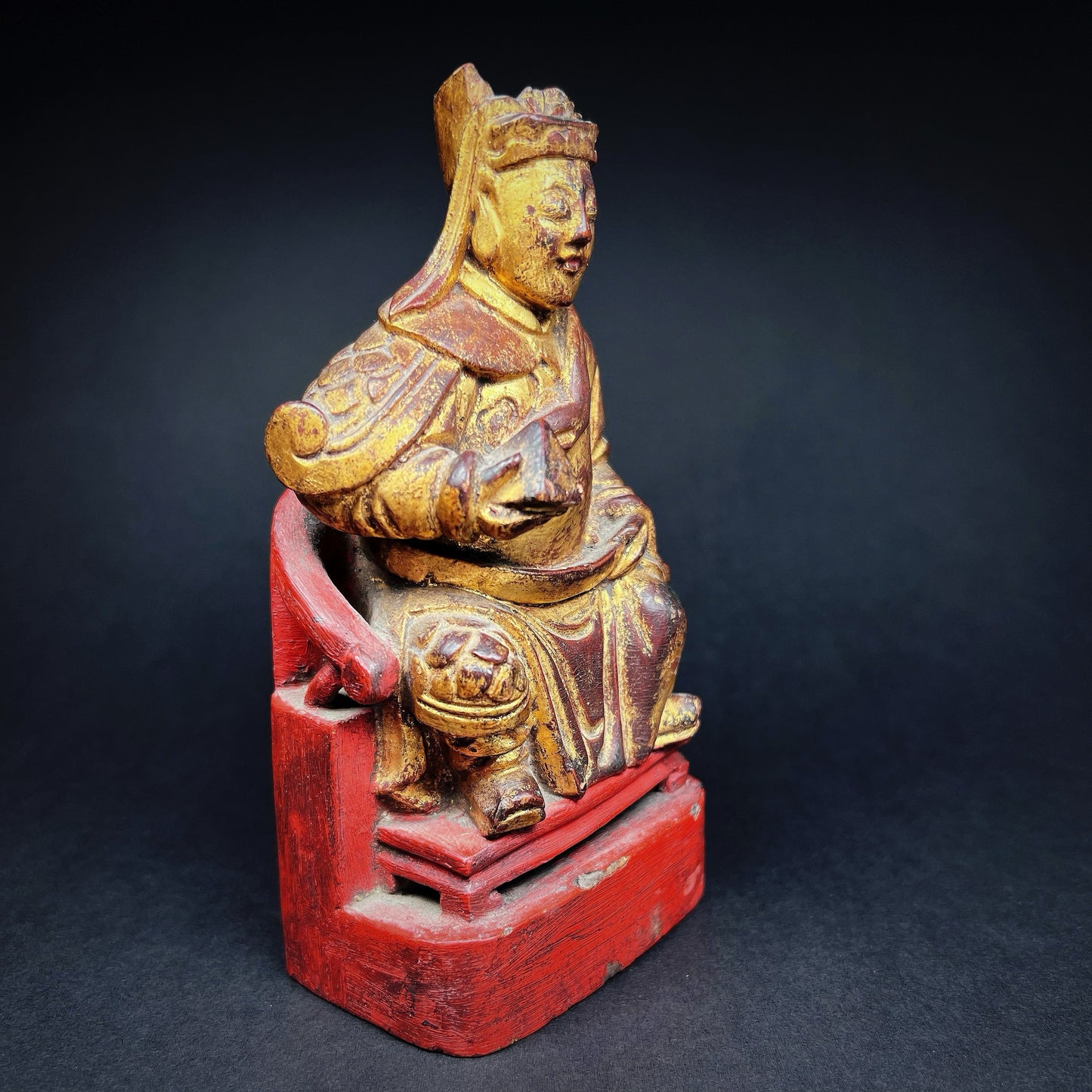 Qing Dynasty Wooden Temple Figure of a Taoist Official