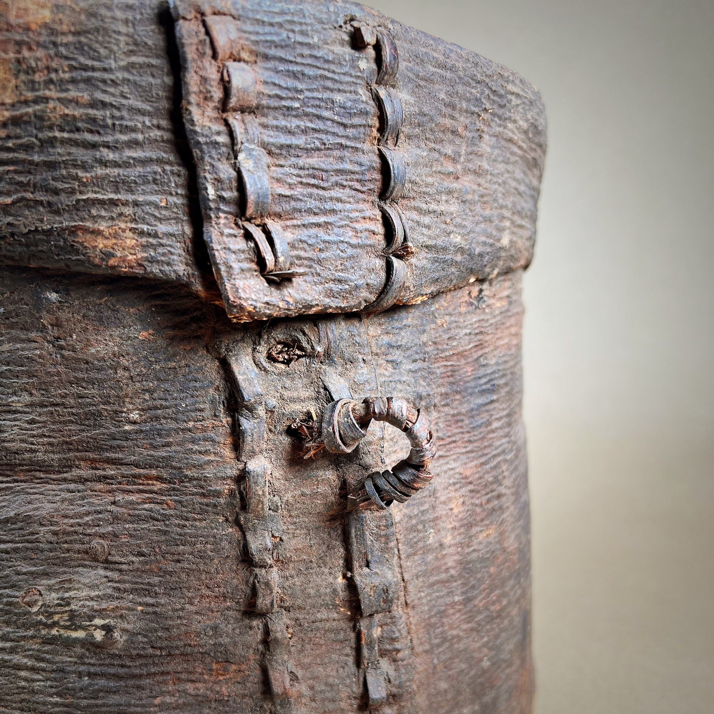 Fang Reliquary Container Byeri
