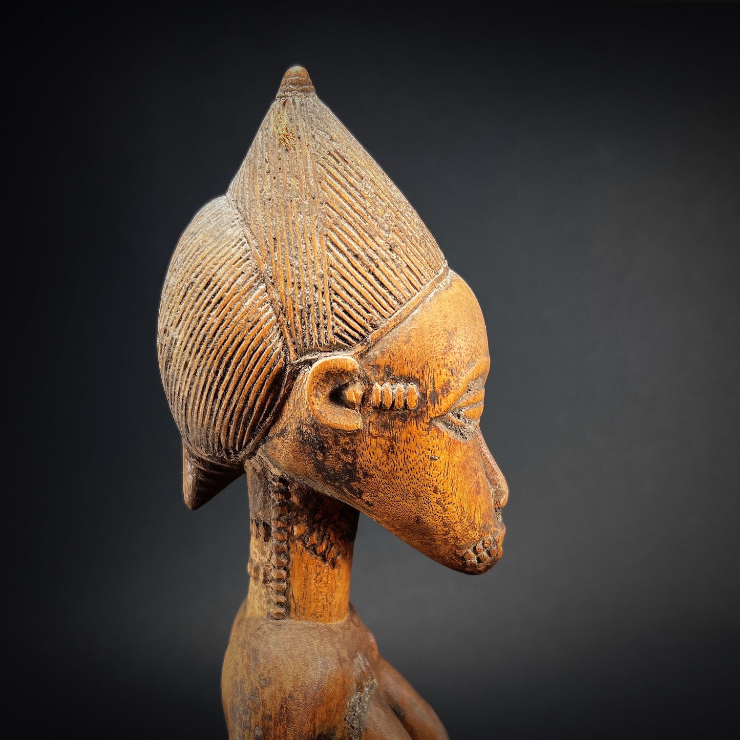 Baule Maternity Figure