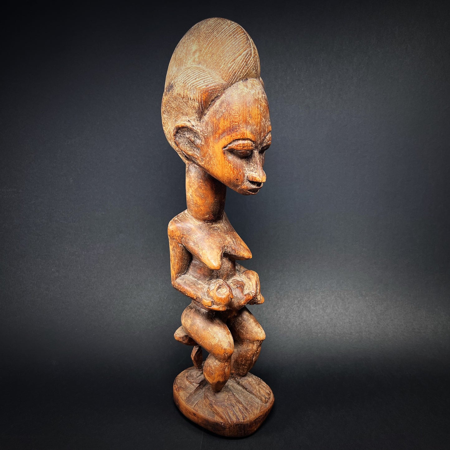 Baule Maternity Figure
