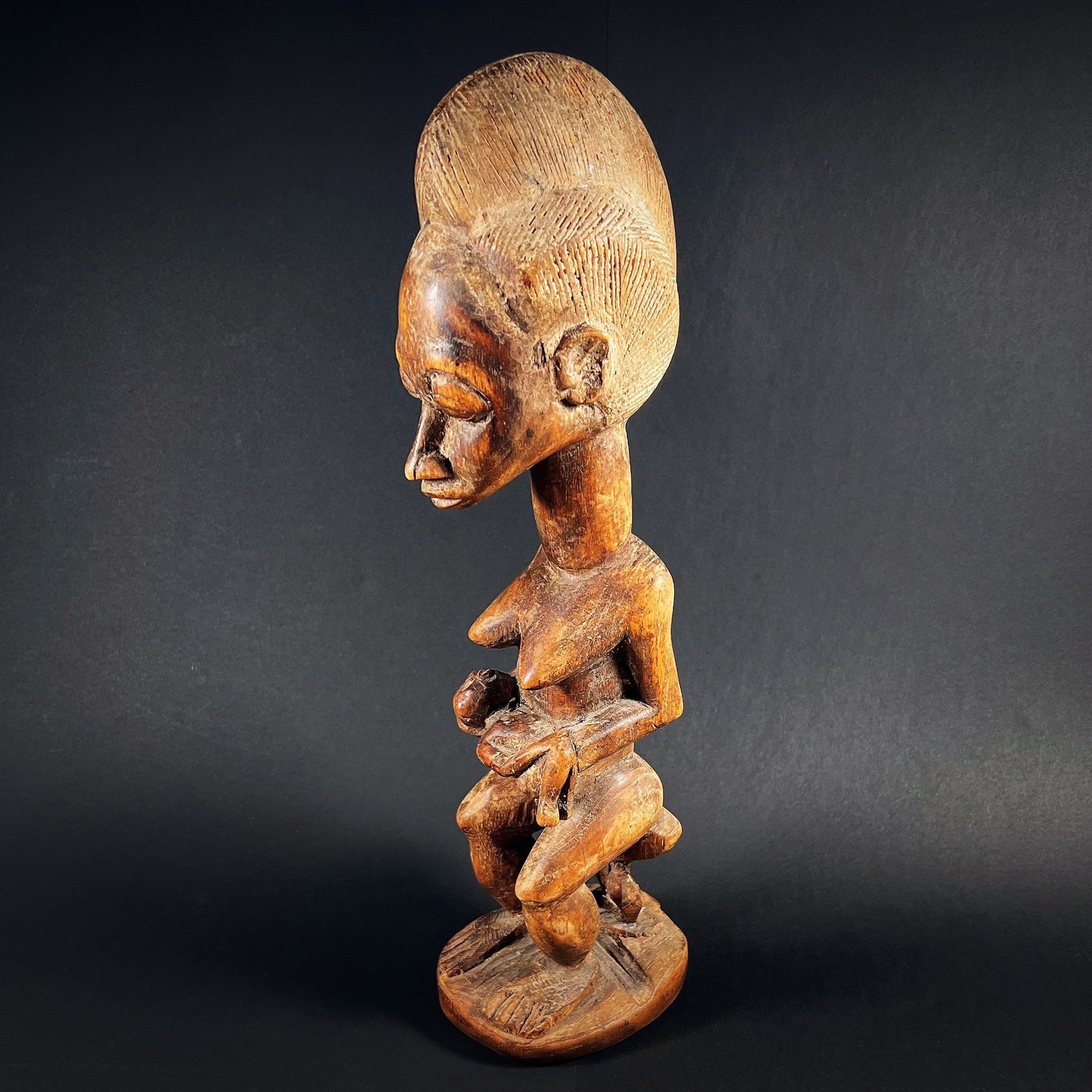 Baule Maternity Figure