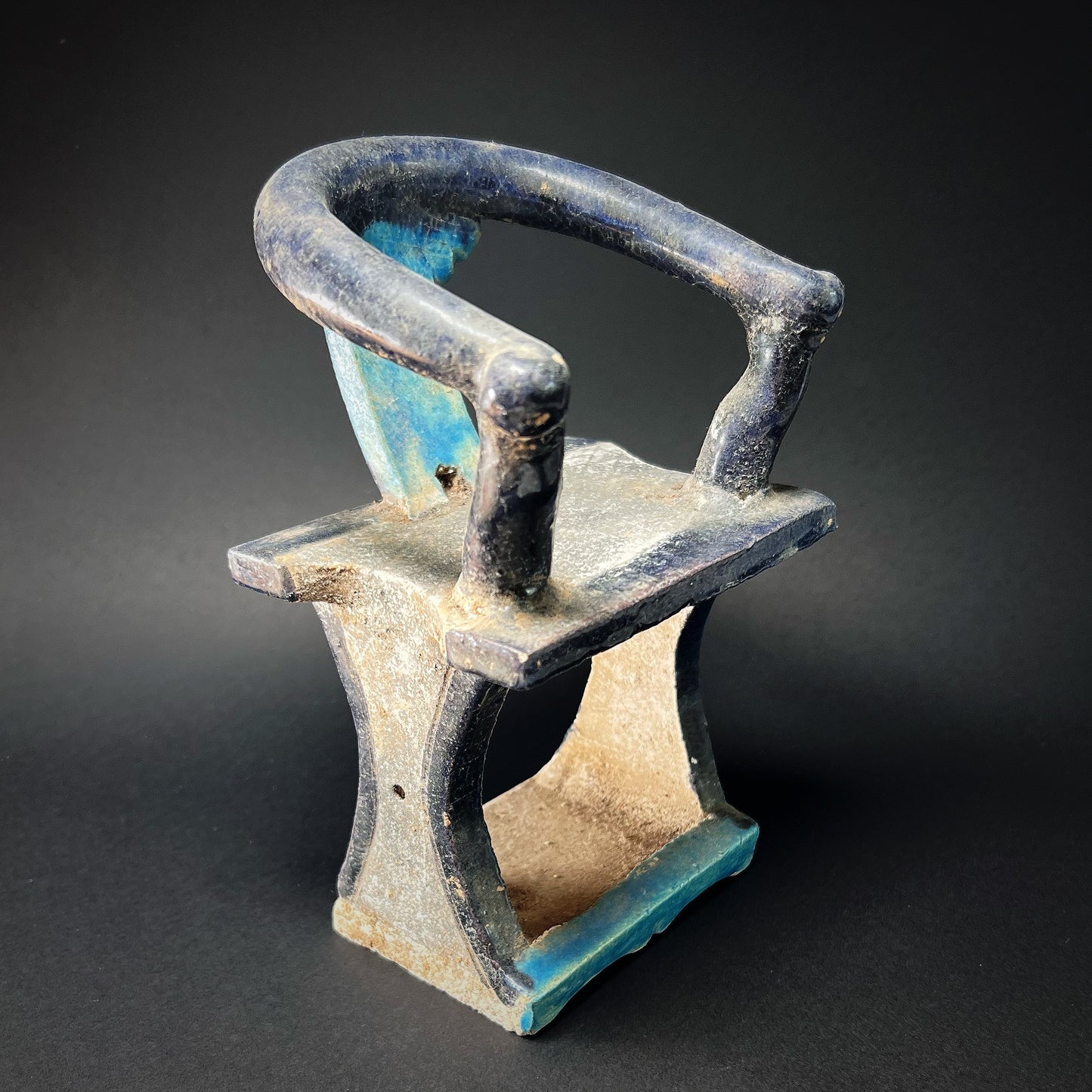 Ming Dynasty Glazed Pottery Horseshoe-Back Chair