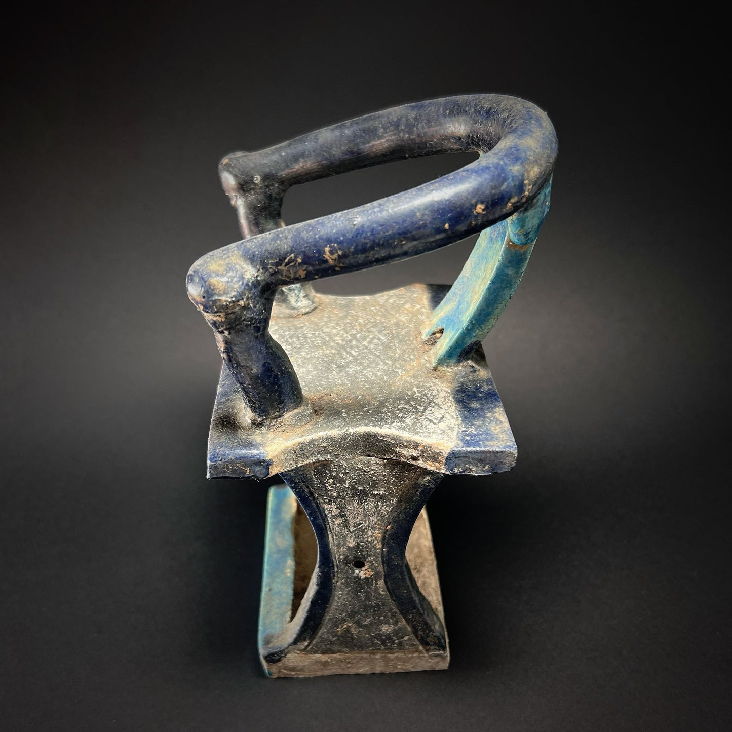 Ming Dynasty Glazed Pottery Horseshoe-Back Chair