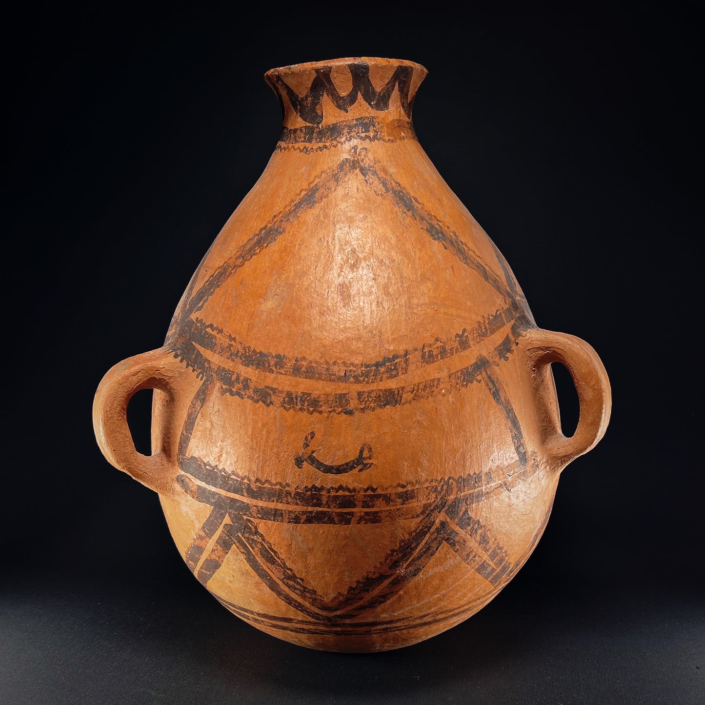 Chinese Neolithic Period Pottery Vessel