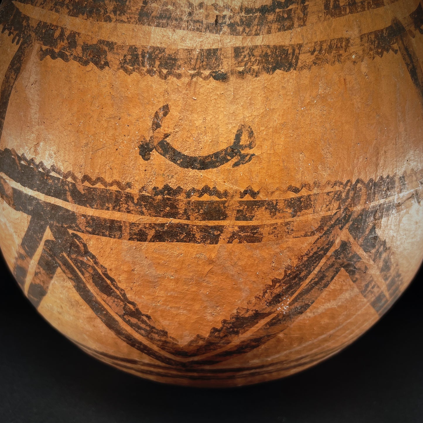 Chinese Neolithic Period Pottery Vessel