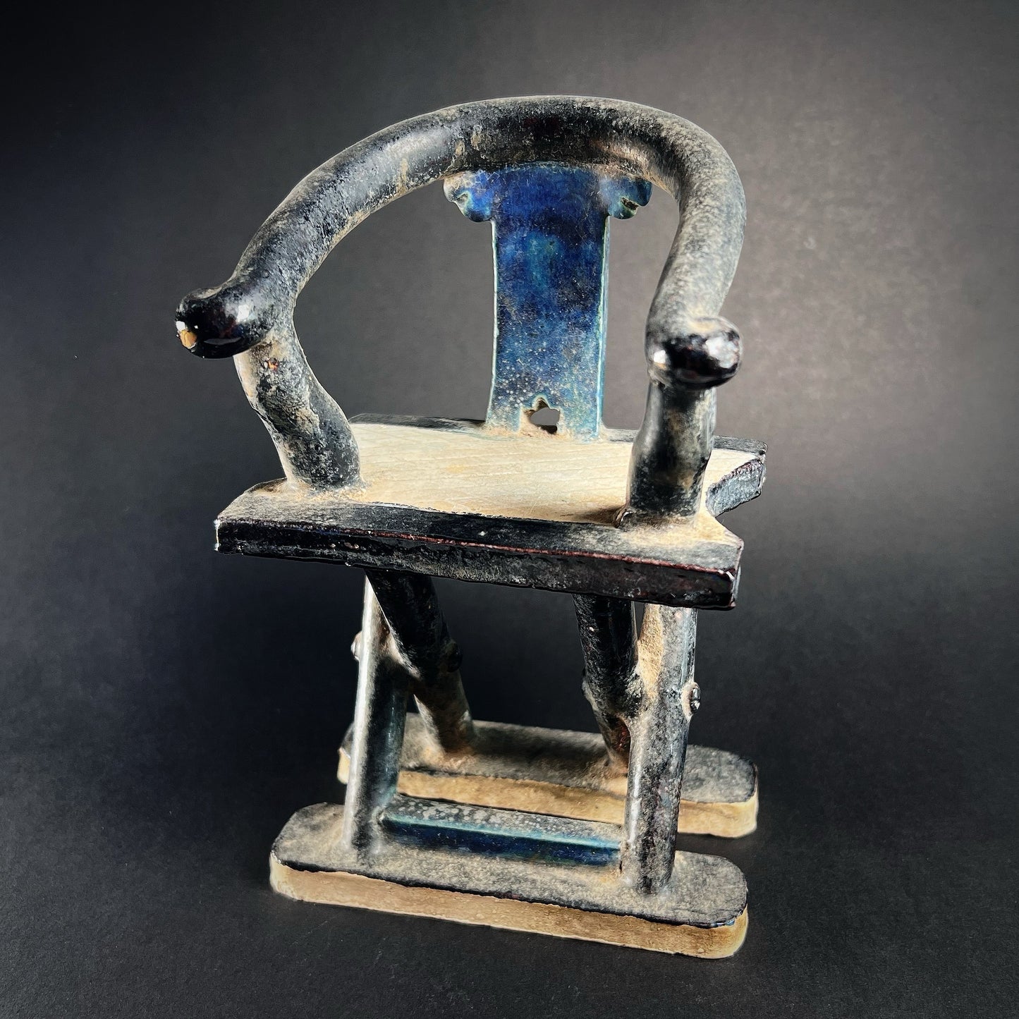 Ming Dynasty Glazed Pottery Horseshoe-Back Chair