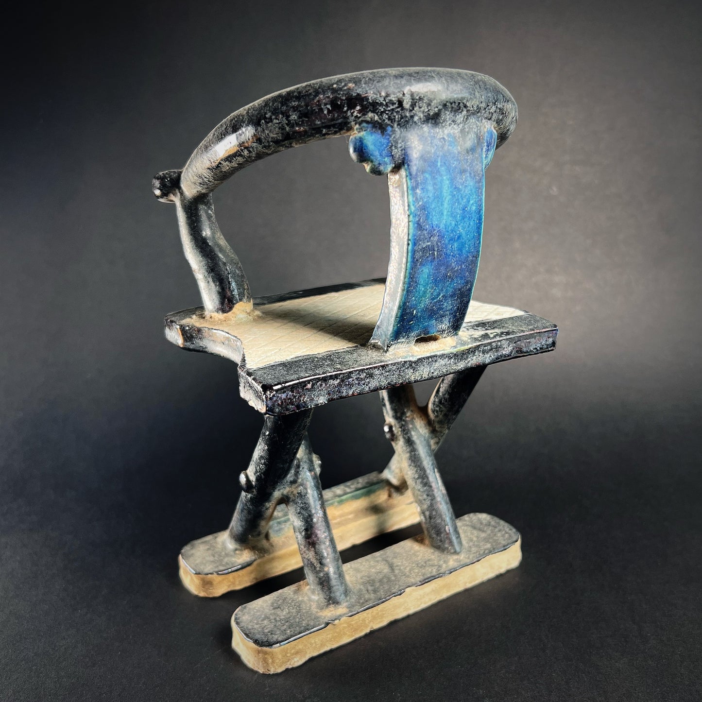Ming Dynasty Glazed Pottery Horseshoe-Back Chair