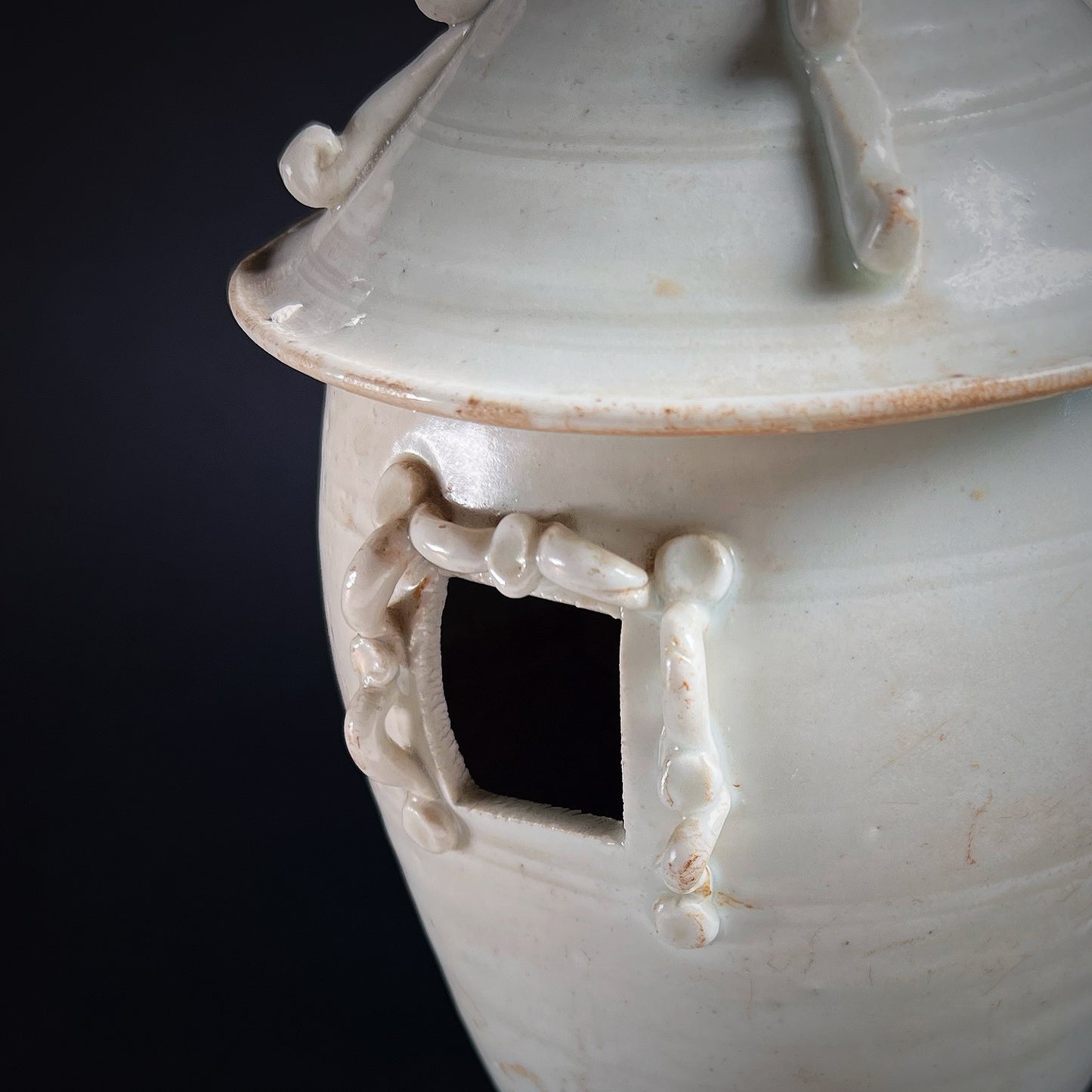 Song Dynasty Qingbai Glazed Model of a Granary