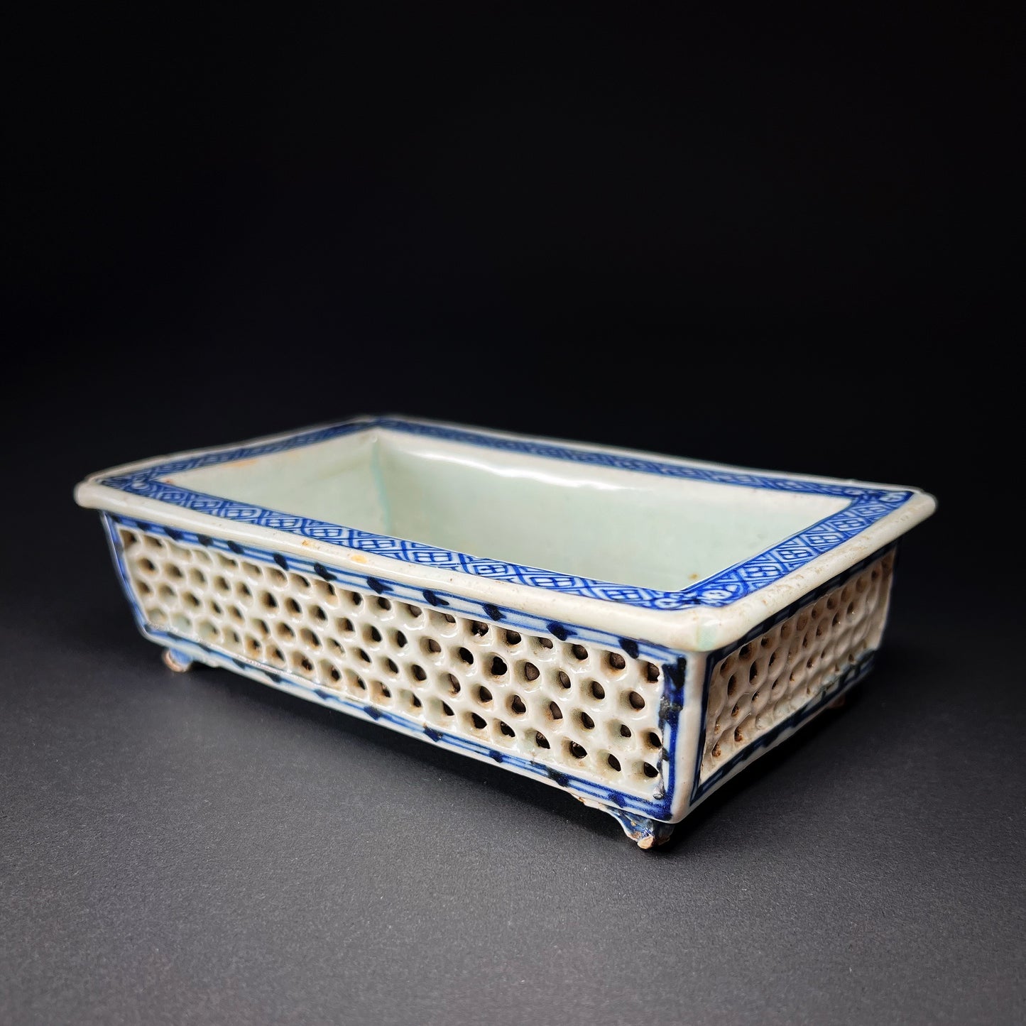 Qing Dynasty Jiaqing Blue White Porcelain Bonsai Planter