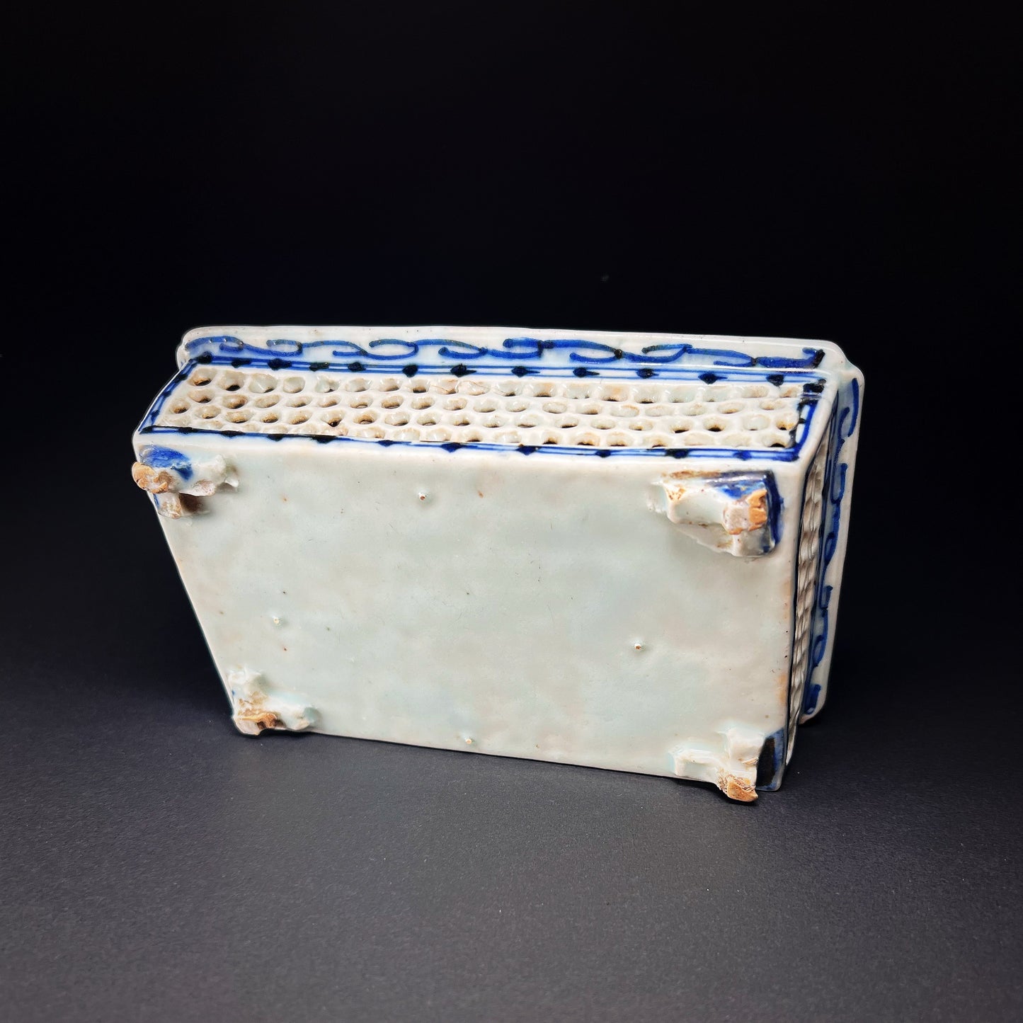 Qing Dynasty Jiaqing Blue White Porcelain Bonsai Planter