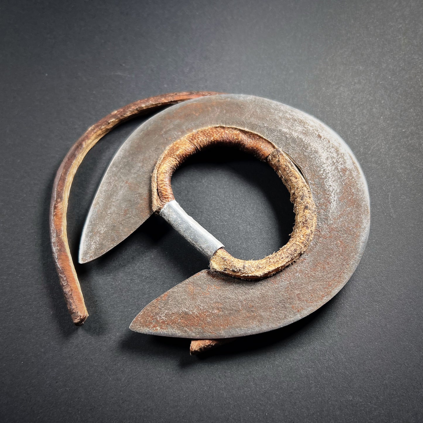 Turkana Wrist Knife Ararait