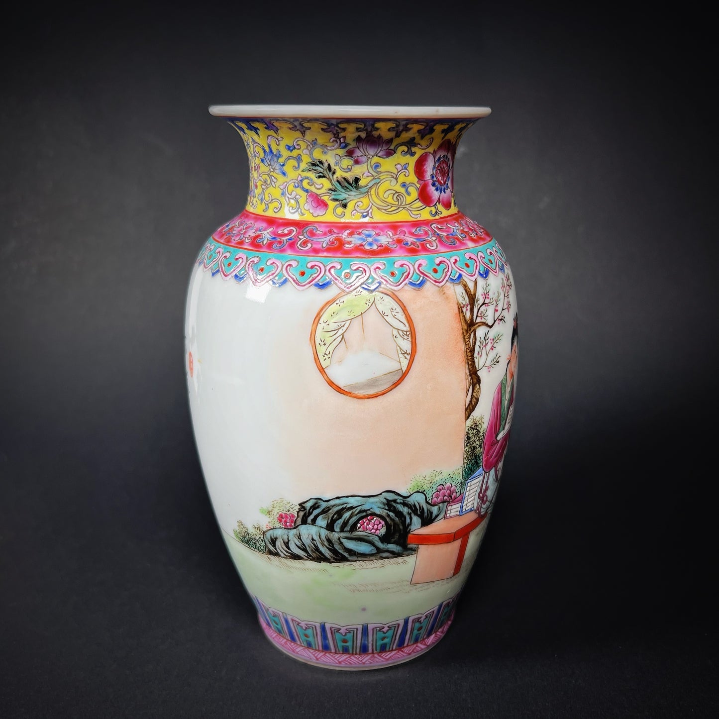 Chinese Late Republic Period Famille Rose Eggshell Vase