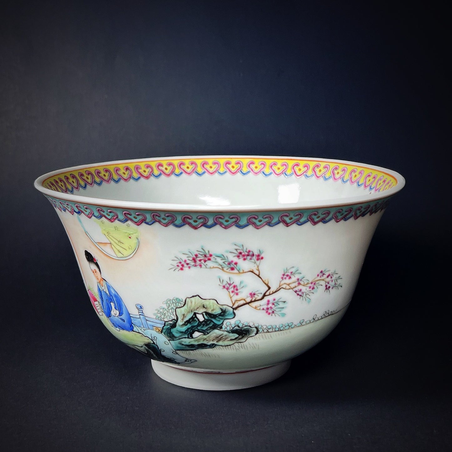 Chinese Late Republic Period Famille Rose Eggshell Bowl