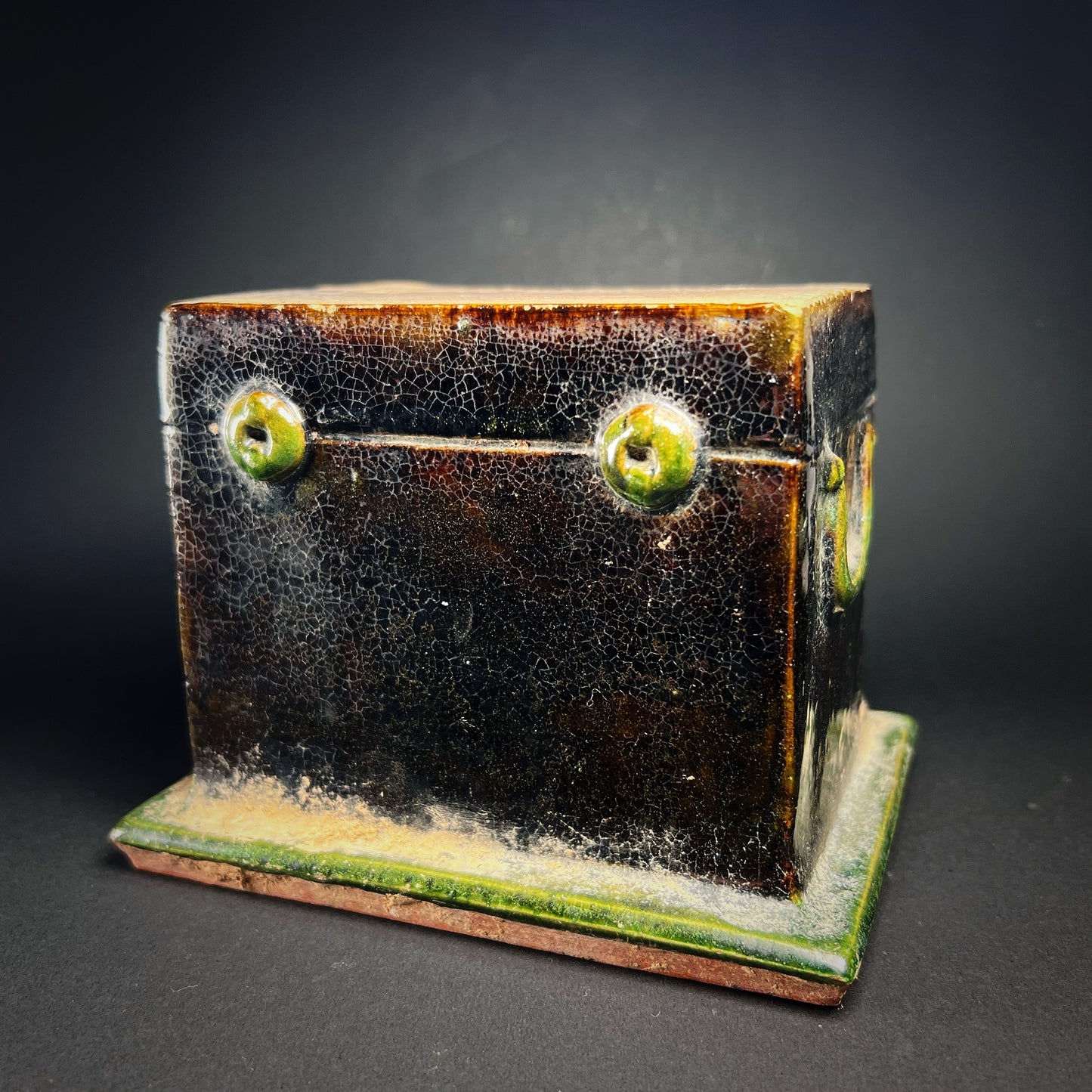 Ming Dynasty Green Glazed Pottery Offering Chest