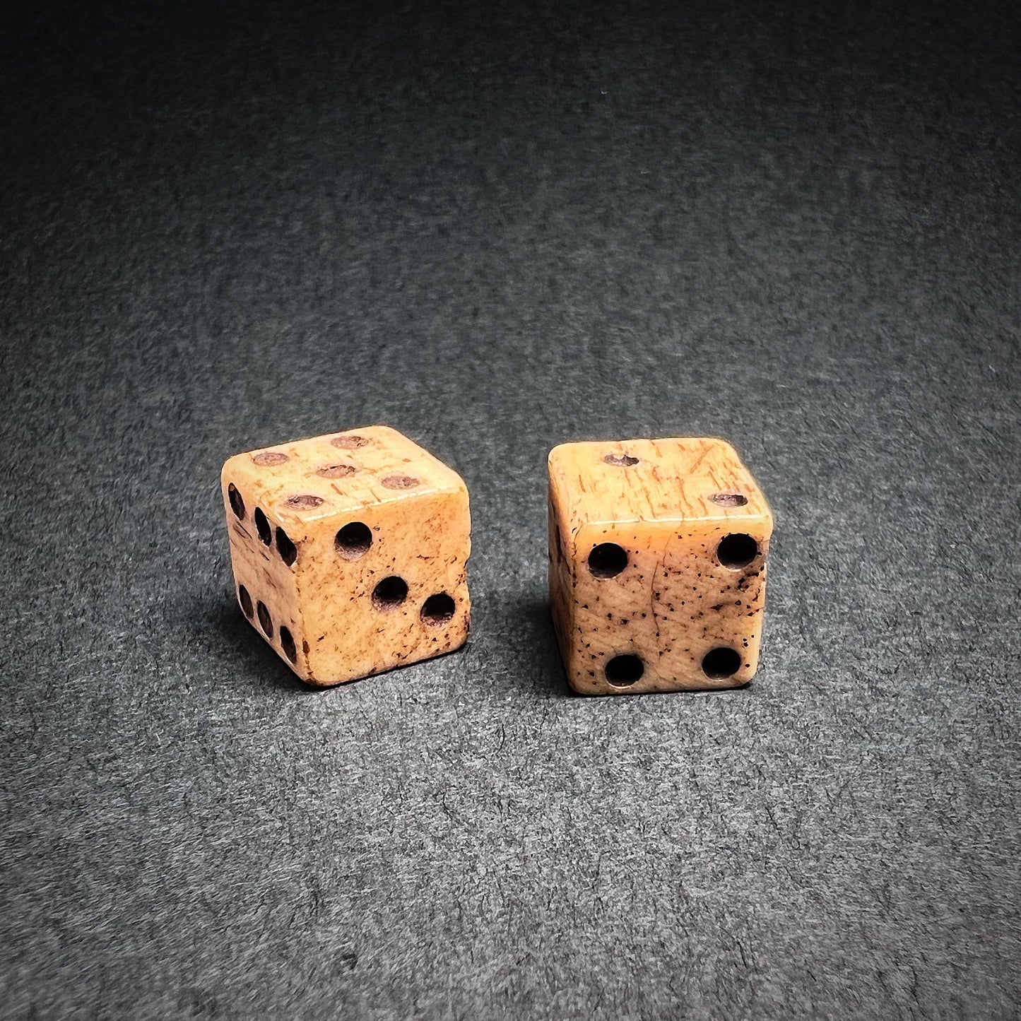 Roman Pair of Bone Gaming Dice