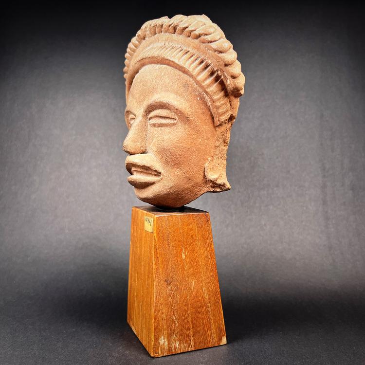 Veracruz Dignitary Pottery Figure Fragment
