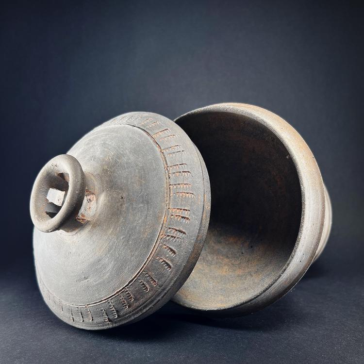 Silla Kingdom Lidded Stoneware Bowl