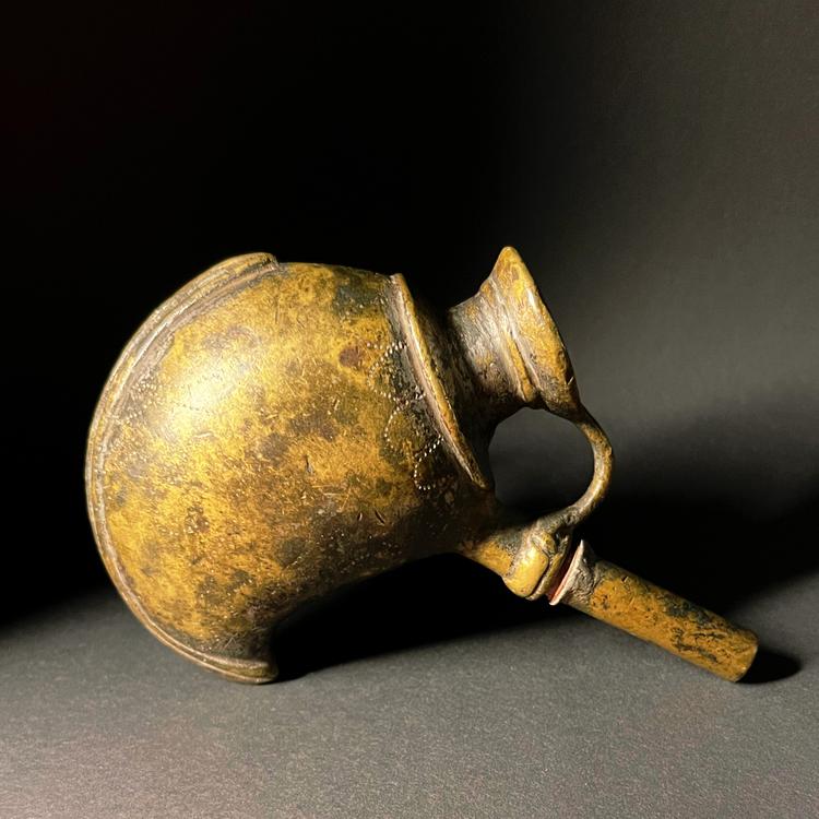 Indian Bronze Mango-Shaped Hookah