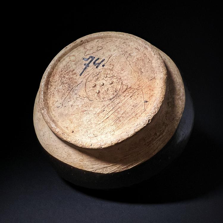 Thai Sawankhalok Brown Glazed Stoneware Vase