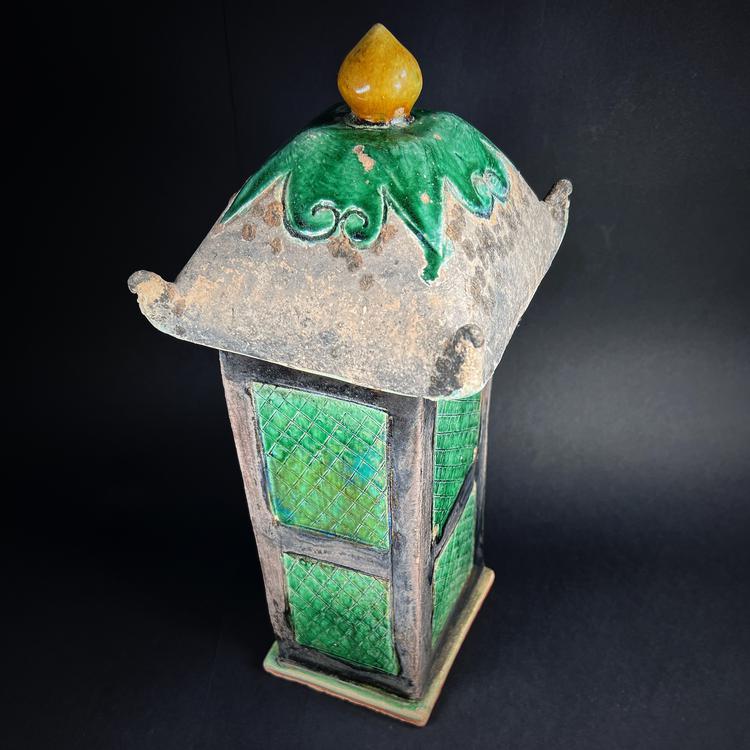 Ming Dynasty Sancai Glazed Pottery Sedan Chair or Palanquin