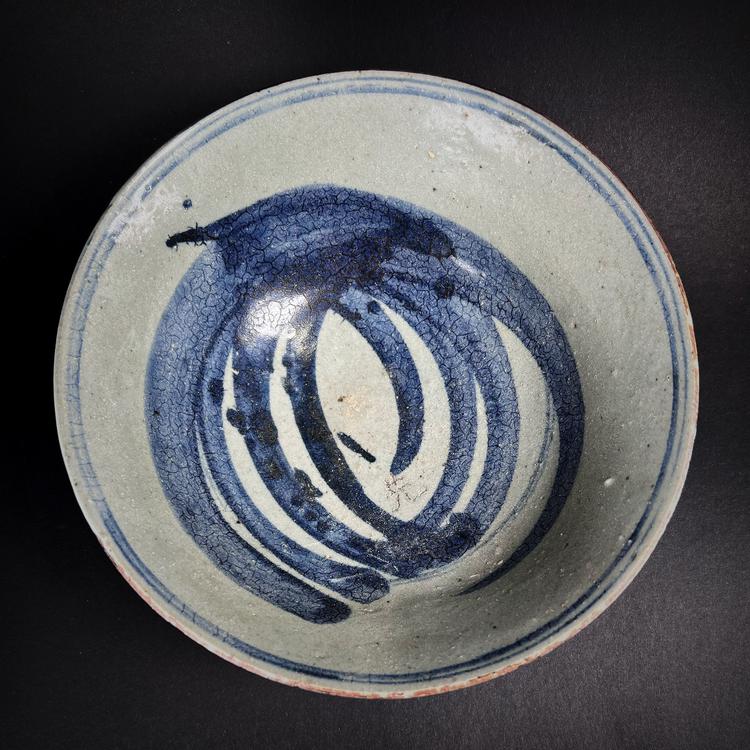 Ming Dynasty Swatow Ware Porcelain Bowl