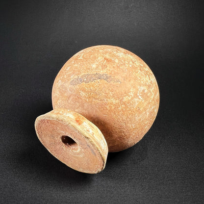 Corinthian Terracotta Aryballos with Quatrefoil Motif