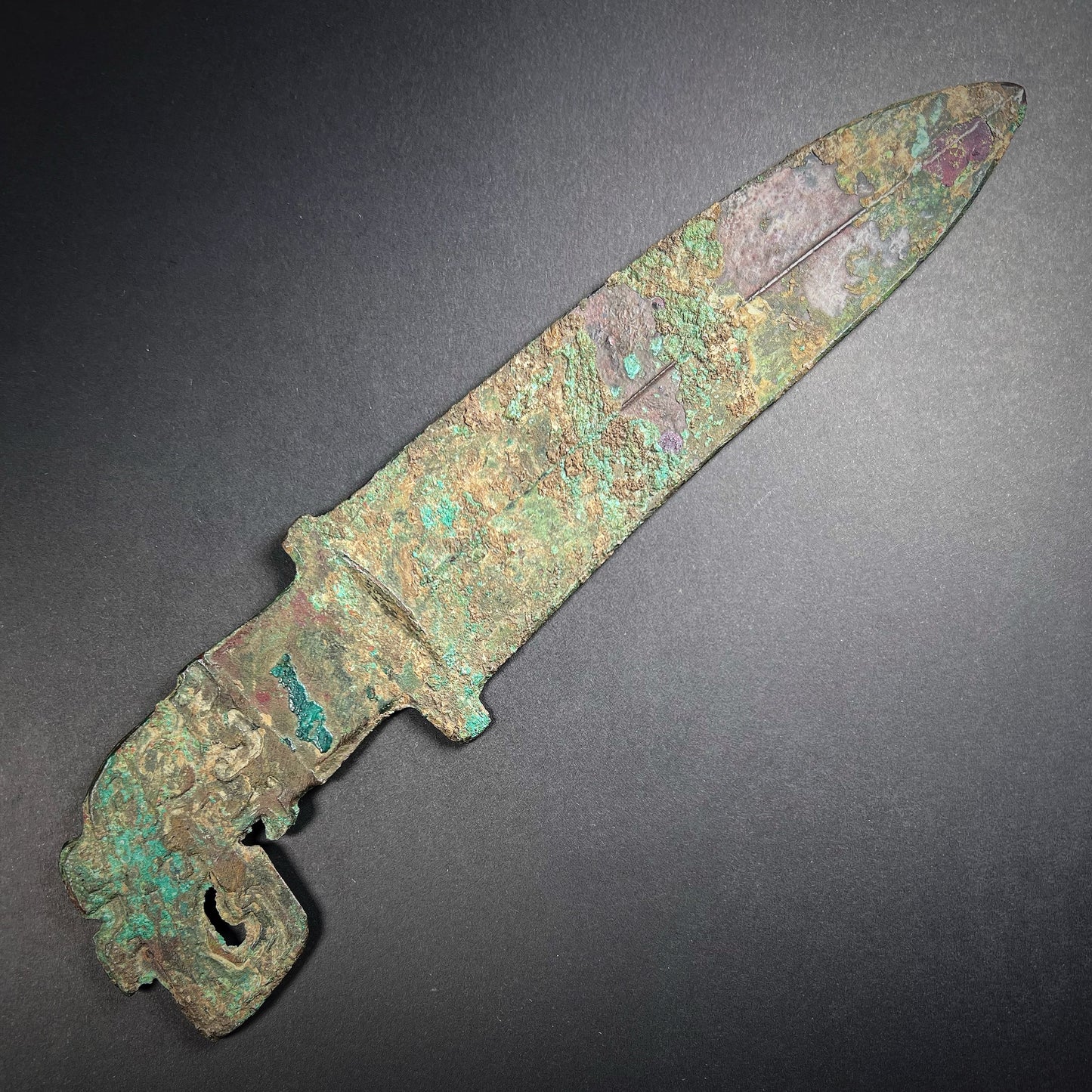 Shang Dynasty Ceremonial Dagger Axe Ge