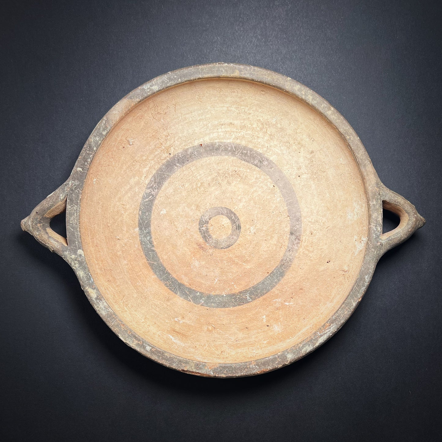 Cypro-Geometric Plate with Wishbone Handles