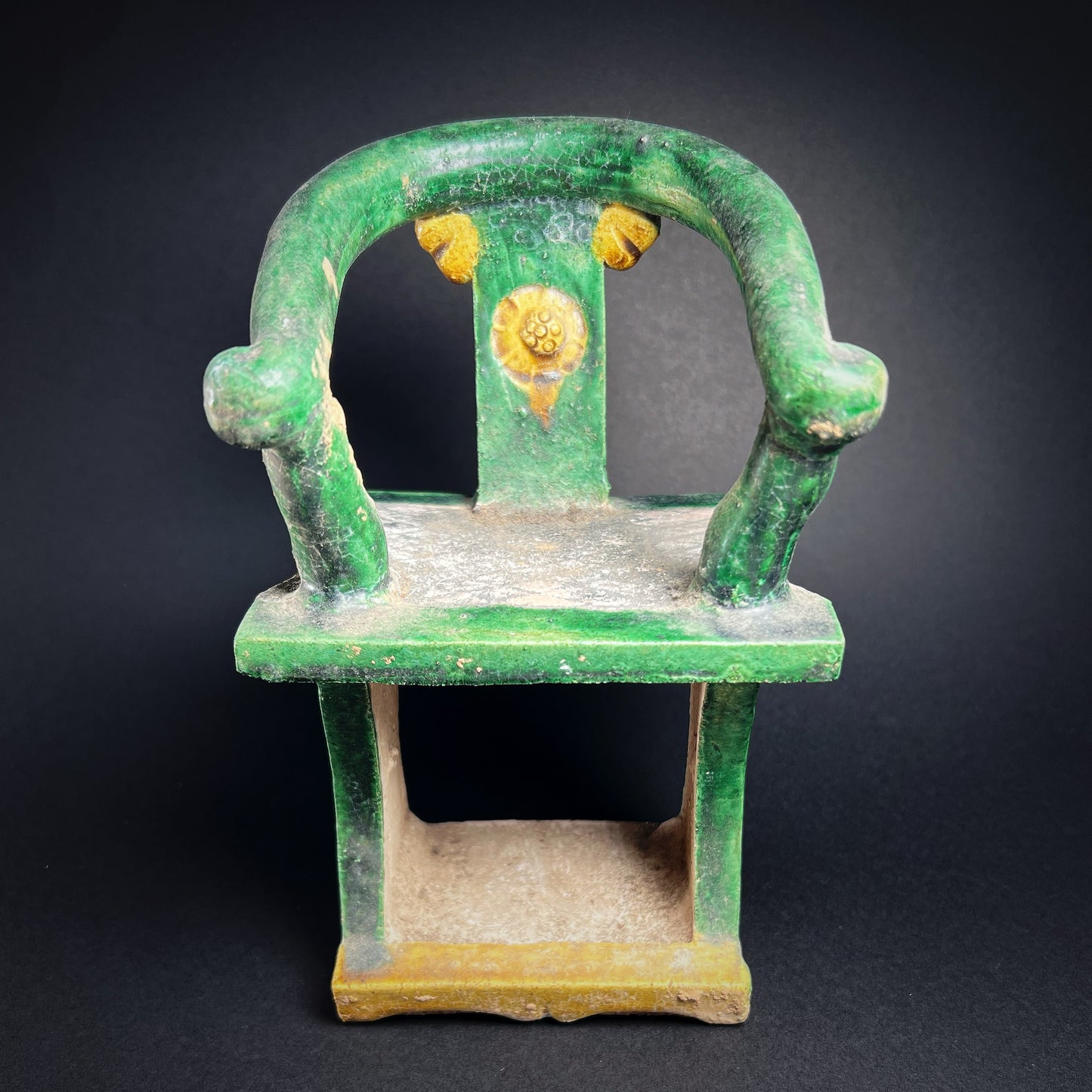 Ming Dynasty Sancai Glazed Pottery Horseshoe-Back Chair