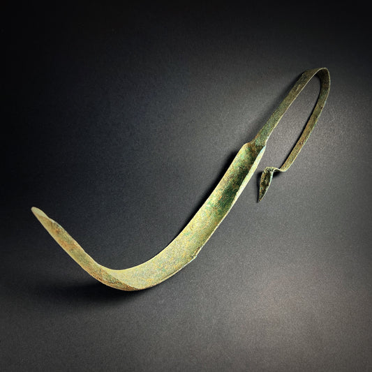 Archaic Greek Bronze Strigil (Stlengis)