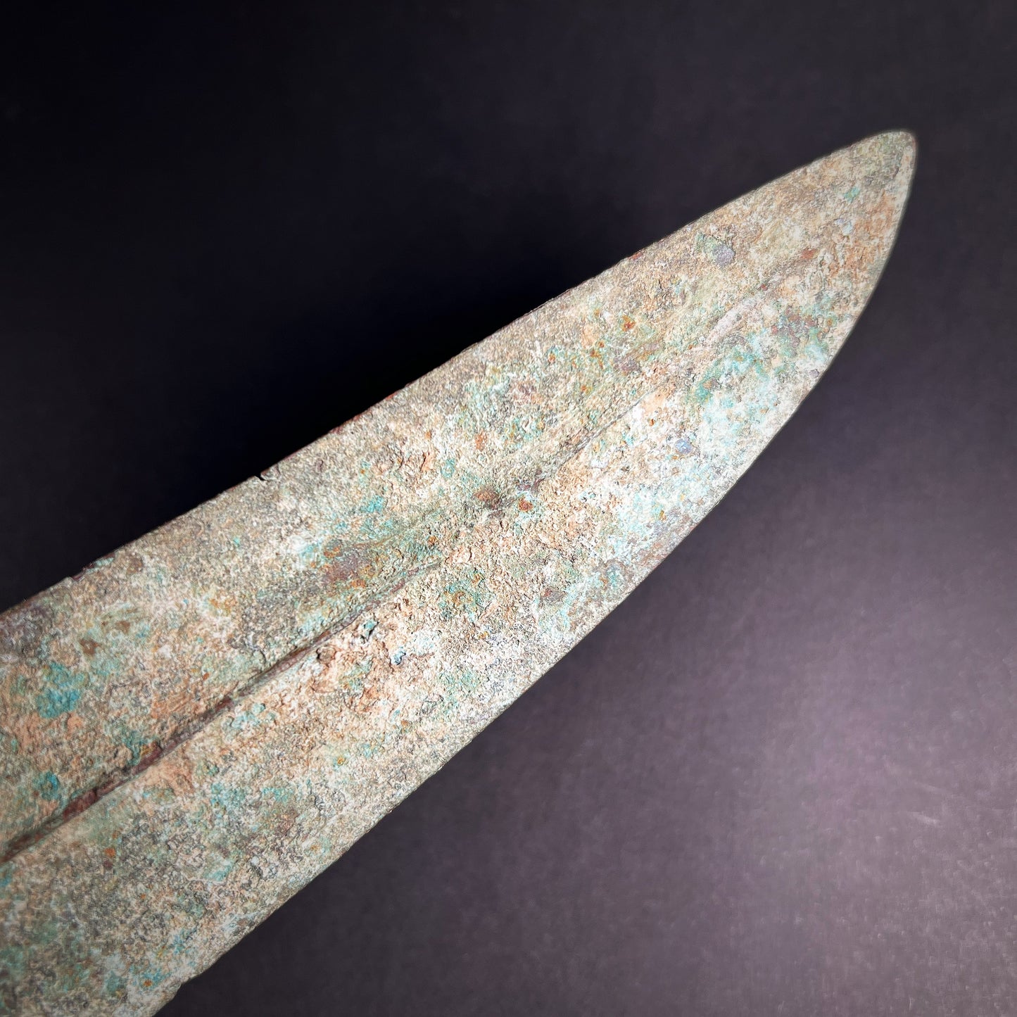Shang Dynasty Bronze Knife with Ibex-Head Terminal