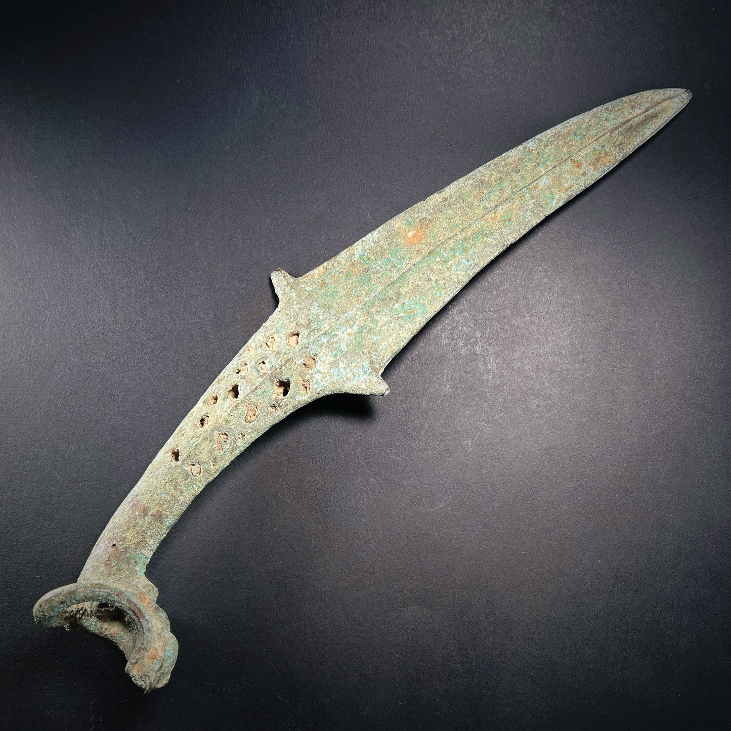 Shang Dynasty Bronze Knife with Ibex-Head Terminal
