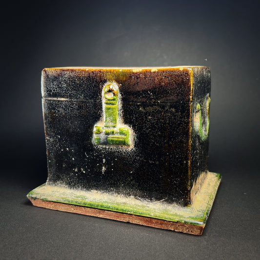 Ming Dynasty Green Glazed Pottery Offering Chest