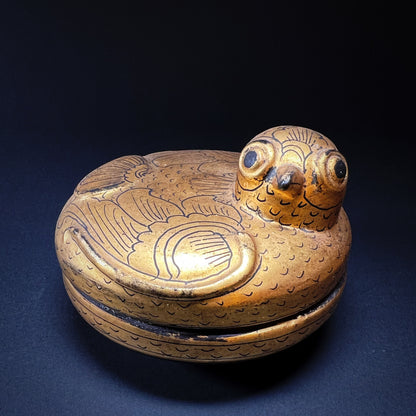 Burmese Lacquerware Gold Leaf Owl Betel Box