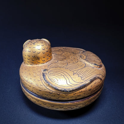 Burmese Lacquerware Gold Leaf Owl Betel Box