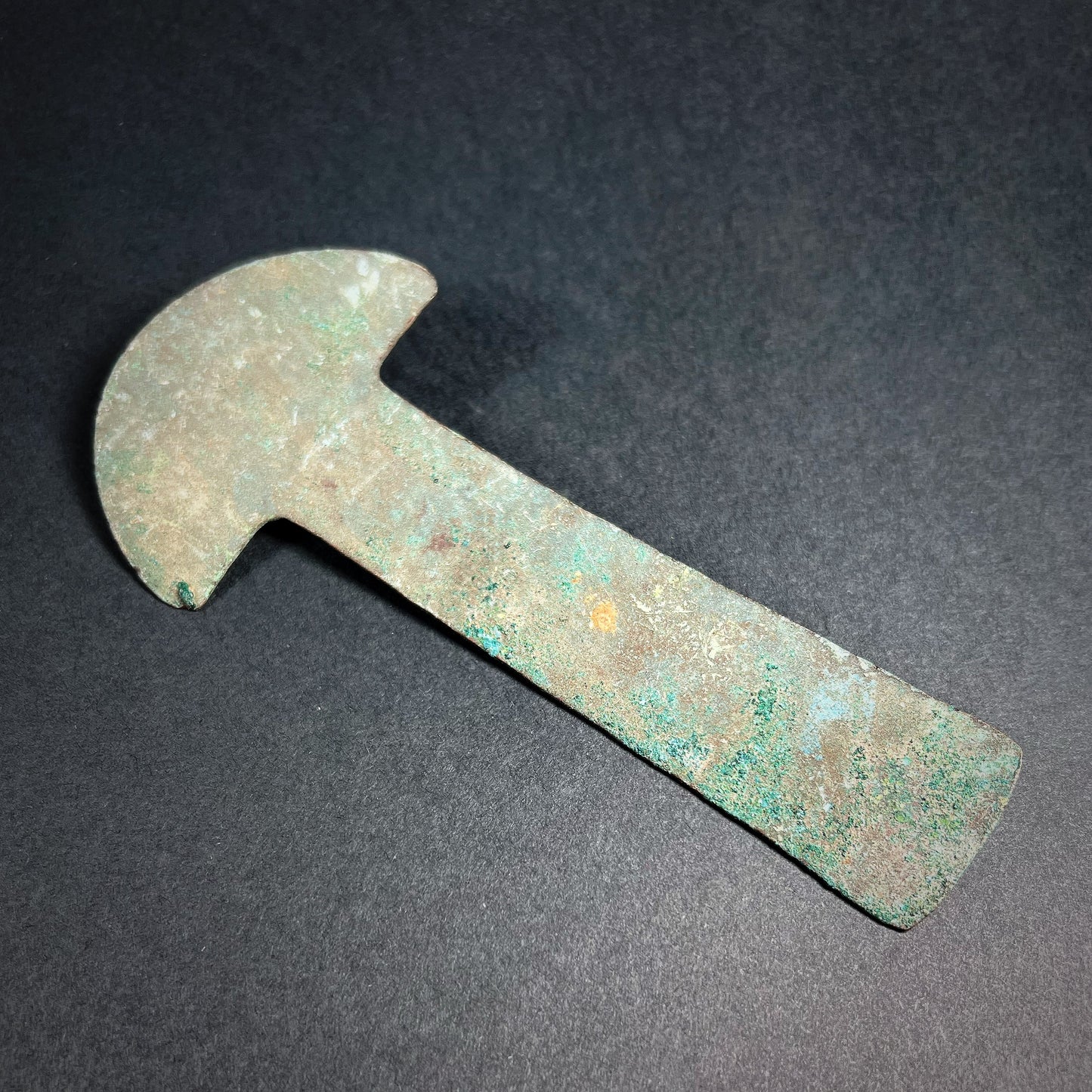 Chimú Ceremonial Copper Alloy Knife Tumi