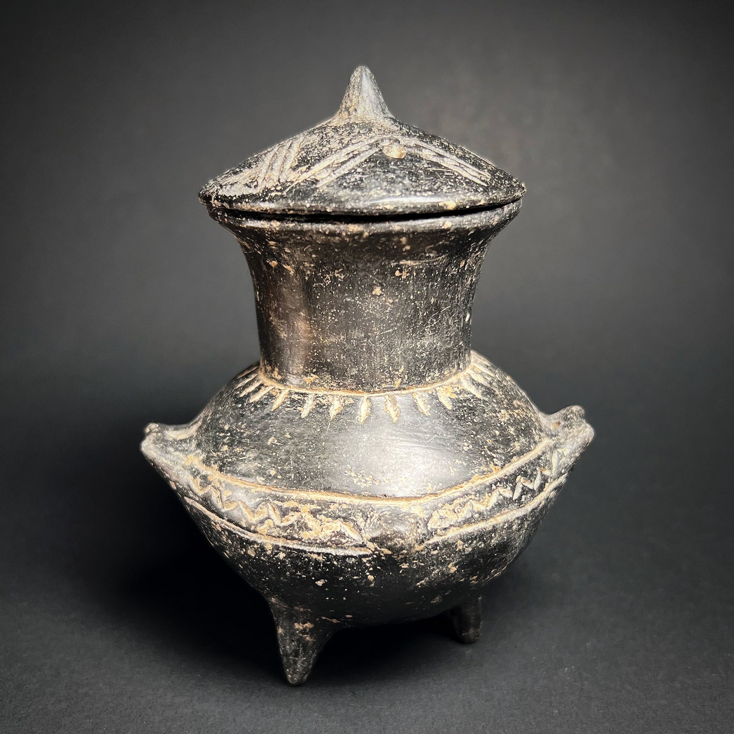 Ancient Anatolian Yortan Blackware Tripod Jar with Lid